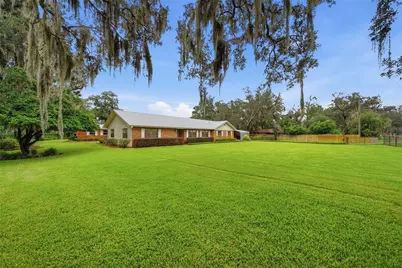 3704 Thonotosassa Road, Plant City, FL 33565 - Photo 51