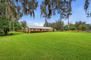 3704 Thonotosassa Rd, Plant City, FL 33565 - Photo 51