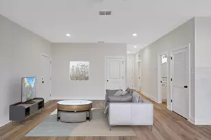 4206 N Manhattan Ave, Tampa, FL 33614 - Photo 3