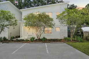 4206 N Manhattan Ave, Tampa, FL 33614 - Photo 1