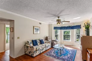 2210 Utopian Dr E, Clearwater, FL 33763 - Photo 9