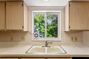 2210 Utopian Dr E, Clearwater, FL 33763 - Photo 17