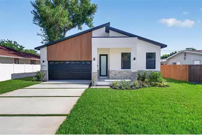 2227 32nd Avenue N, Saint Petersburg, FL 33713 - Photo 1