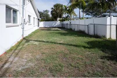 6613 Blue Heron Drive S, Saint Petersburg, FL 33707 - Photo 39
