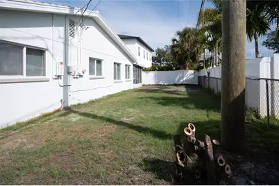 6613 Blue Heron Drive S, Saint Petersburg, FL 33707 - Photo 37