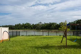 35606 Kinsey Pt, Zephyrhills, FL 33541 - Photo 33