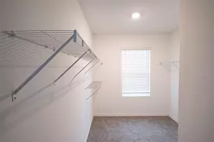 35606 Kinsey Pt, Zephyrhills, FL 33541 - Photo 23