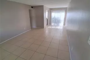 3206 W Azeele St, Tampa, FL 33609 - Photo 3
