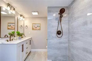 6871 4th St S, Saint Petersburg, FL 33705 - Photo 25