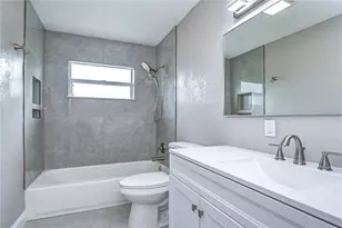 6871 4th St S, Saint Petersburg, FL 33705 - Photo 33