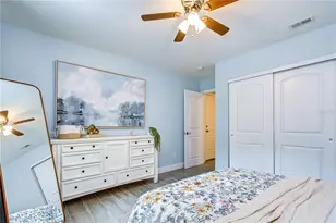 6871 4th St S, Saint Petersburg, FL 33705 - Photo 43