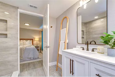 6871 4th Street S, Saint Petersburg, FL 33705 - Photo 27