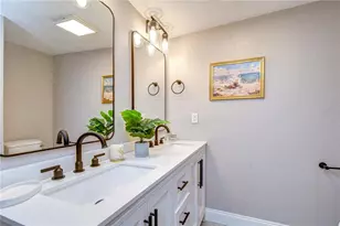 6871 4th St S, Saint Petersburg, FL 33705 - Photo 25