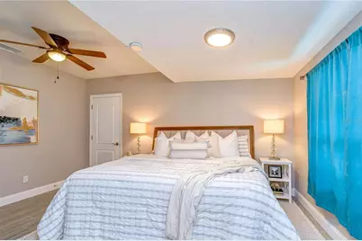 6871 4th Street S, Saint Petersburg, FL 33705 - Photo 23