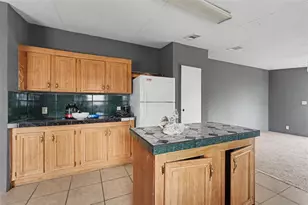 5829 Coventry Dr, Tampa, FL 33615 - Photo 17