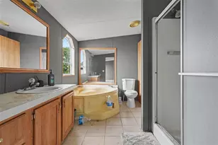 5829 Coventry Dr, Tampa, FL 33615 - Photo 11
