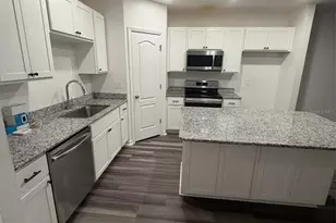 4743 Deer Track St, Tampa, FL 33610 - Photo 3