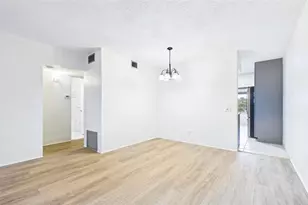 2454 Australia Way E, Clearwater, FL 33763 - Photo 15