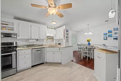 37719 Newal Avenue, Zephyrhills, FL 33542 - Photo 9