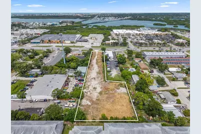 4685 Park Street N, Saint Petersburg, FL 33709 - Photo 1