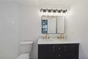 8081 Wooden Dr, Spring Hill, FL 34606 - Photo 17