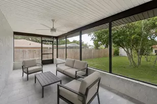 8081 Wooden Dr, Spring Hill, FL 34606 - Photo 11