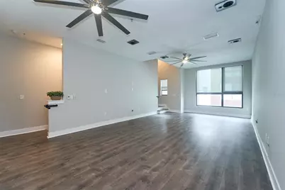 136 8th Street N, Saint Petersburg, FL 33701 - Photo 25