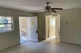 806 W Shell Point Rd, Ruskin, FL 33570 - Photo 11