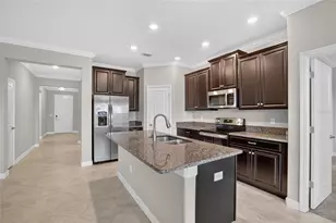 9930 Ivory Dr, Ruskin, FL 33573 - Photo 19