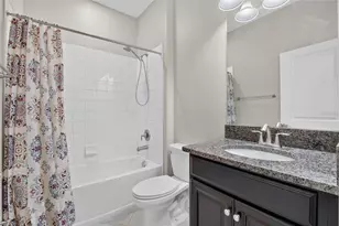 9930 Ivory Dr, Ruskin, FL 33573 - Photo 11