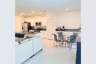 36434 Garden Wall Way, Zephyrhills, FL 33541 - Photo 5