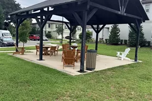 36434 Garden Wall Wy, Zephyrhills, FL 33541 - Photo 19