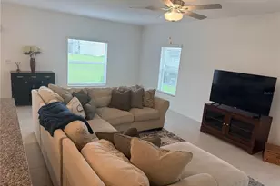 36434 Garden Wall Wy, Zephyrhills, FL 33541 - Photo 9
