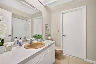 10918 Gillette Ave, Tampa, FL 33617 - Photo 43