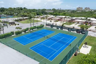 295 Boca Ciega Point Blvd N, Saint Petersburg, FL 33708 - Photo 25