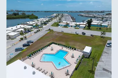 295 Boca Ciega Point Boulevard N, Saint Petersburg, FL 33708 - Photo 23