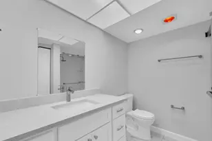 295 Boca Ciega Point Blvd N, Saint Petersburg, FL 33708 - Photo 17