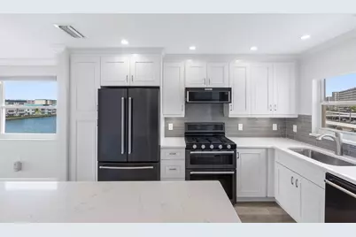 6075 Shore Boulevard S #315, Gulfport, FL 33707 - Photo 11