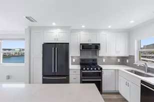 6075 Shore Blvd S, Gulfport, FL 33707 - Photo 11