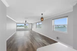 6075 Shore Blvd S, Gulfport, FL 33707 - Photo 9