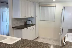 895 S Gulfview Blvd, Clearwater Beach, FL 33767 - Photo 5