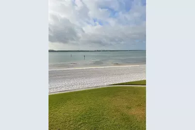 895 S Gulfview Boulevard #303, Clearwater Beach, FL 33767 - Photo 3