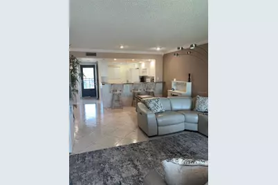 895 S Gulfview Boulevard #303, Clearwater Beach, FL 33767 - Photo 9
