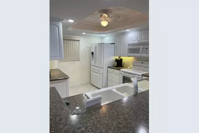 895 S Gulfview Boulevard #303, Clearwater Beach, FL 33767 - Photo 13