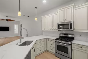 18115 Regents Square Dr, Tampa, FL 33647 - Photo 25