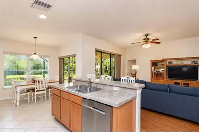 6209 Gannetdale Drive, Lithia, FL 33547 - Photo 11