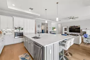 3036 Christophers Watch Ln, Ruskin, FL 33570 - Photo 11