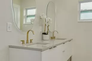 2065 Envoy Ct, Clearwater, FL 33764 - Photo 17
