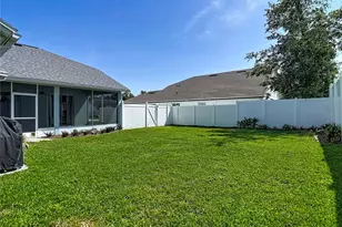 28726 Creekwood Dr, Wesley Chapel, FL 33545 - Photo 25
