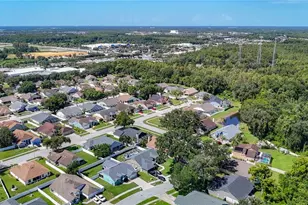 28726 Creekwood Dr, Wesley Chapel, FL 33545 - Photo 31